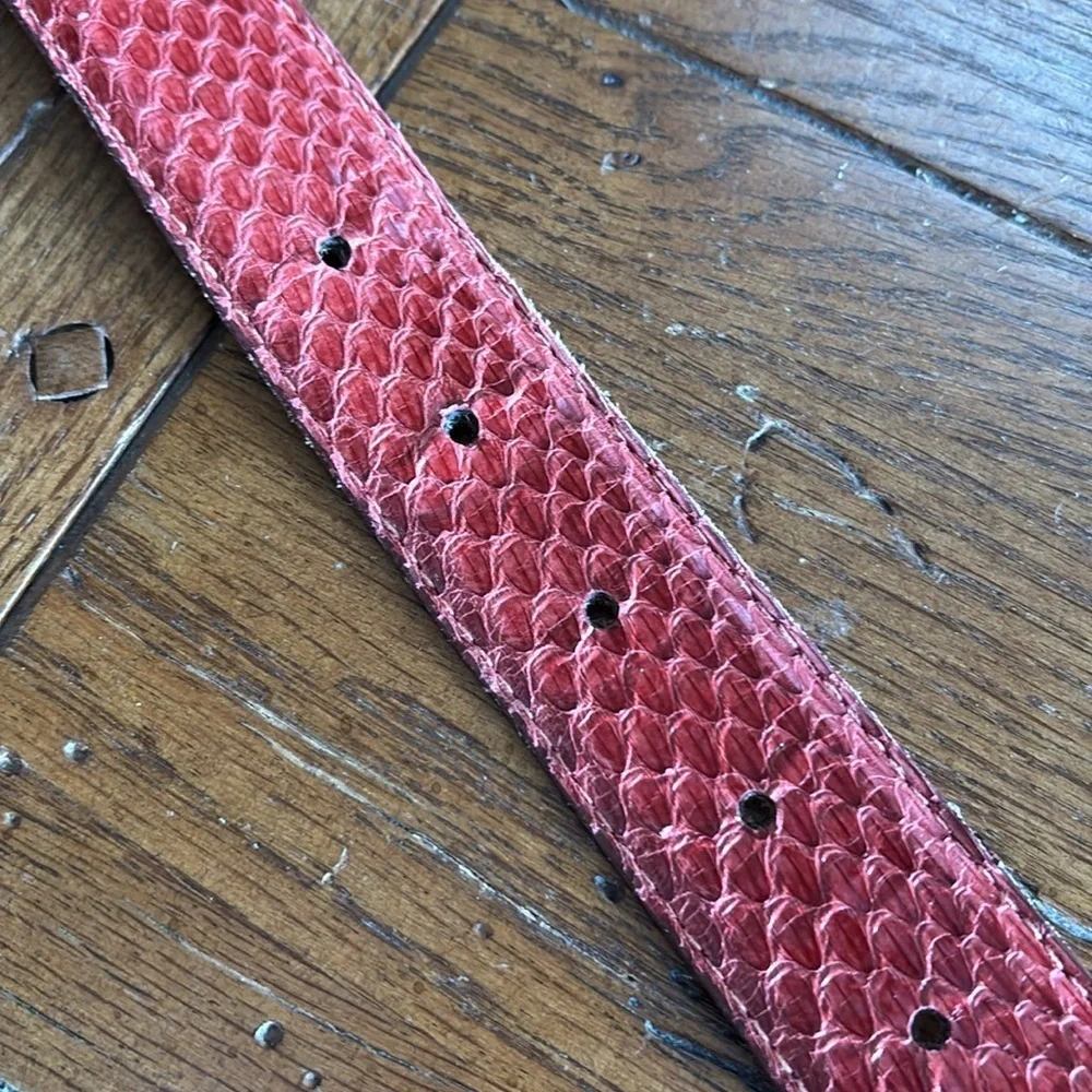 Carlisle Red Genuine Snake Belt Women’s Metal Filigree Buckle Size Medium